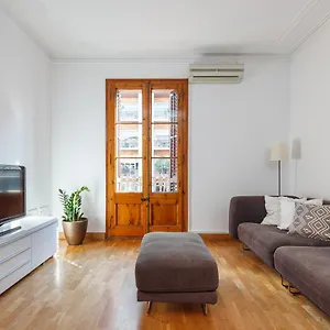 Flateli Aribau Spagna