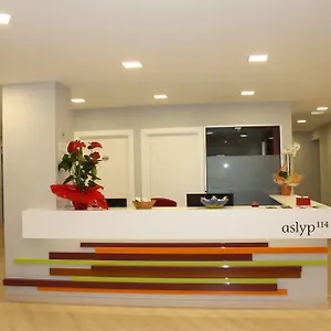 hotellátogatás